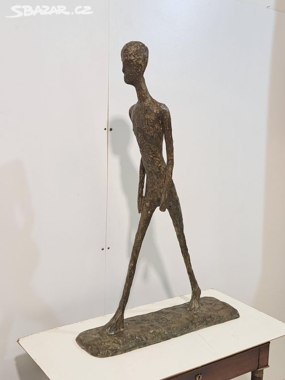 XXXL bronz plastika A Giacometti Kráčející muž7509
