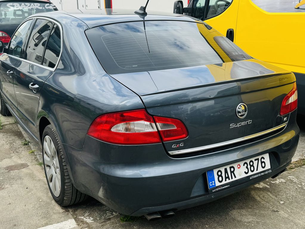 ŠKODA SUPERB II 3.6 V6 4x4 AUTOMAT DSG ČR 2009