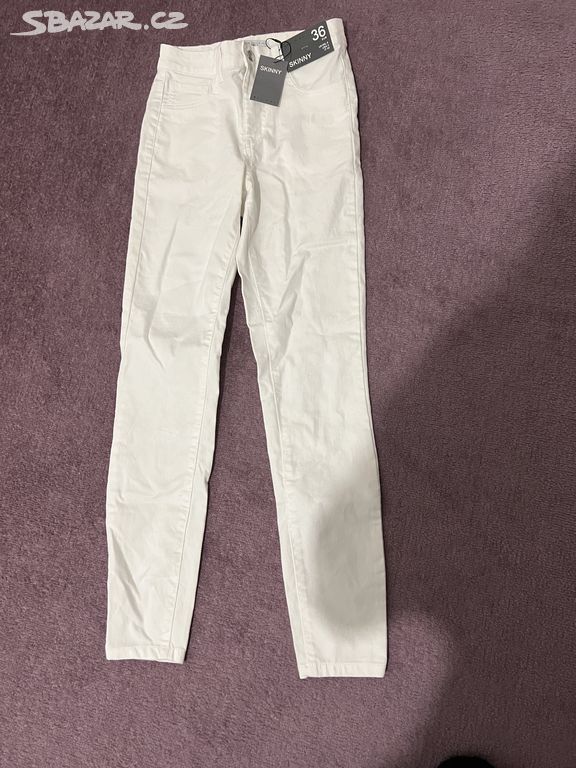 Dámské bílé kalhoty na knoflík skinny vel. 36 nové