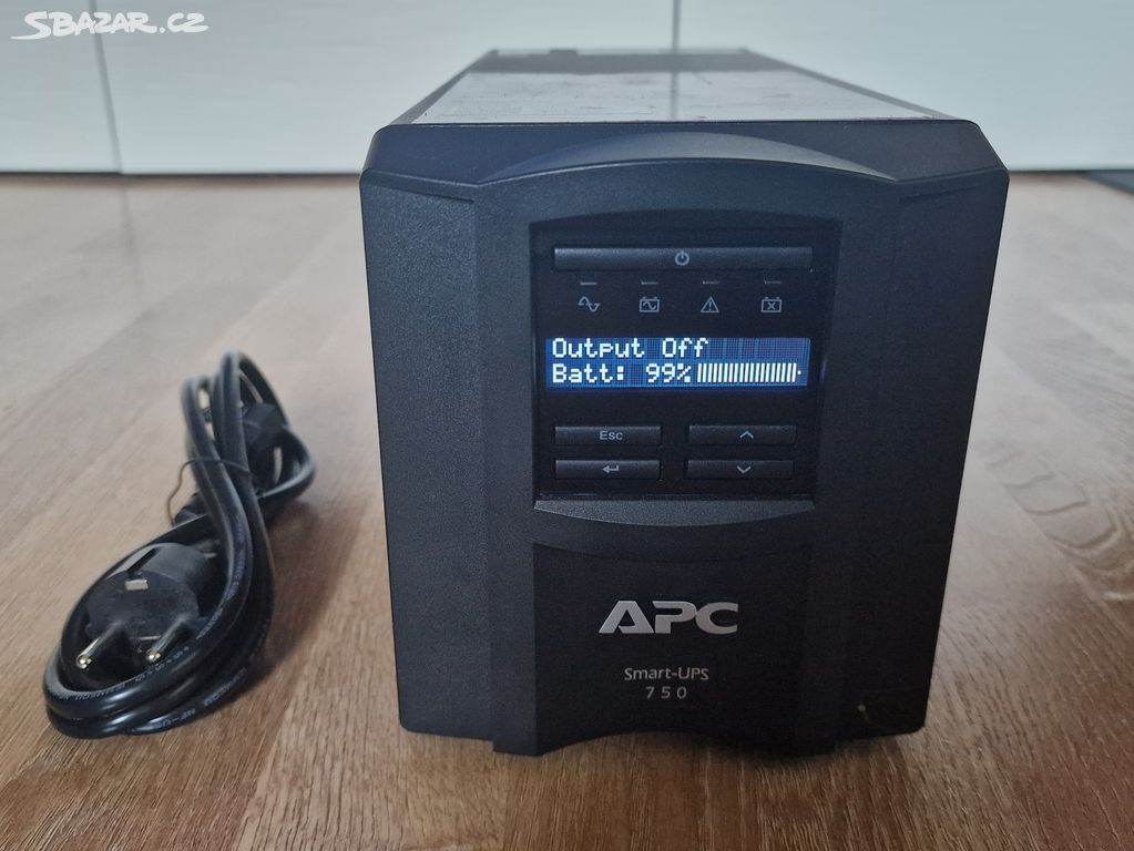 APC Smart-UPS 750VA LCD 230V se SmartConnect