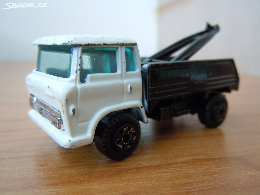model nákladní auto , Truck , Yatming , náklaďák .