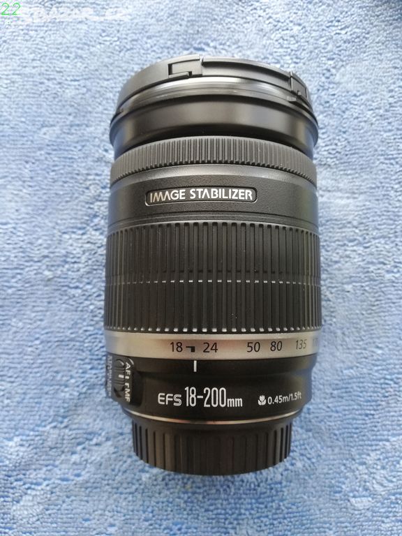 Canon EF-S 18-200mm IS
