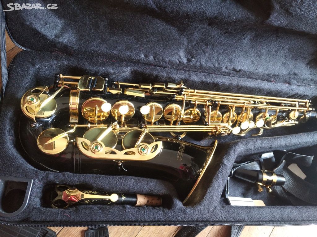 alt saxofon Eb E-Flat s vysokým F#