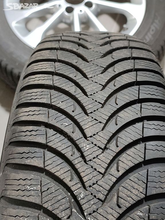 zimní pneumatiky Michelin 215/60 R17 96H