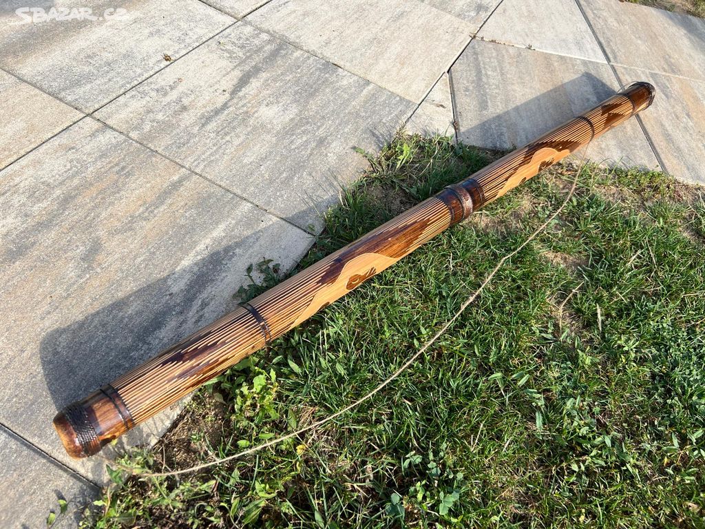 prodám Didgeridoo -