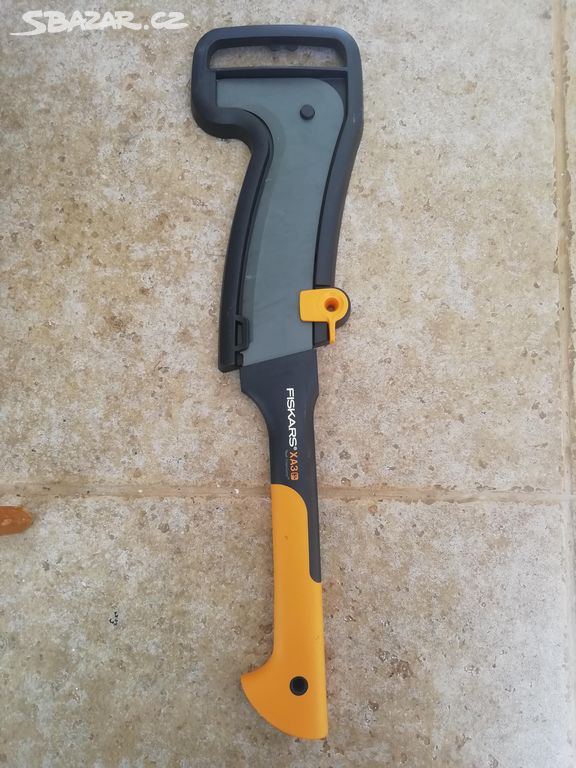 Fiskars Mačeta WoodXpert XA3 - 1x použitá