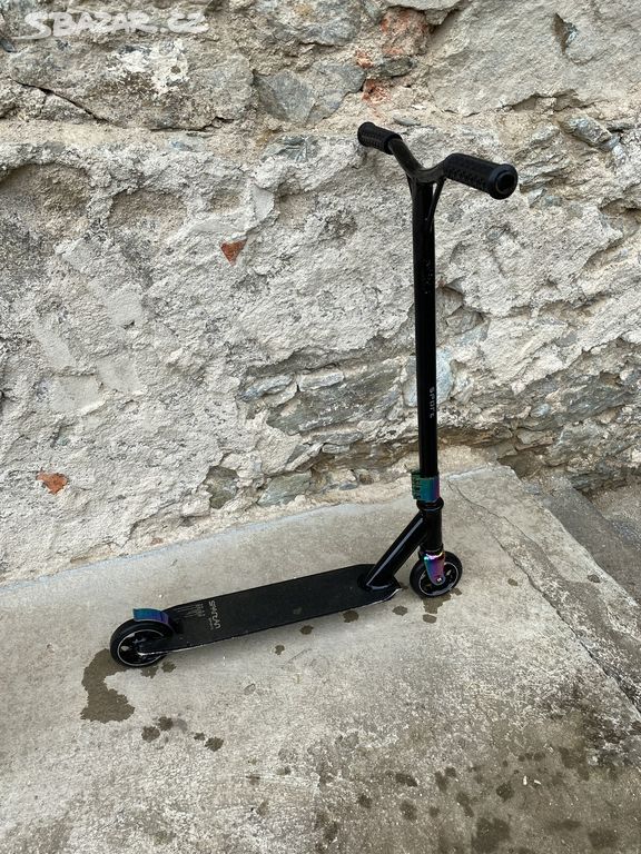 Freestyle koloběžka SPARTAN Stunt Scooter černá