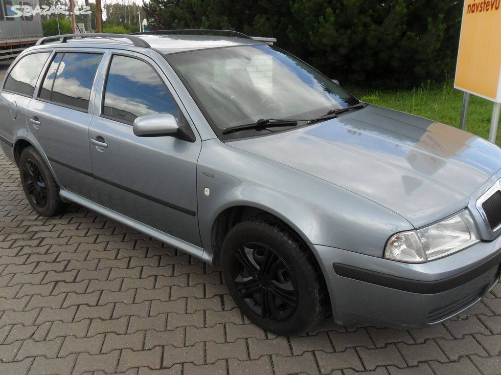 Škoda Octavia com. 1.6i, r. 2004, 198.122 km.