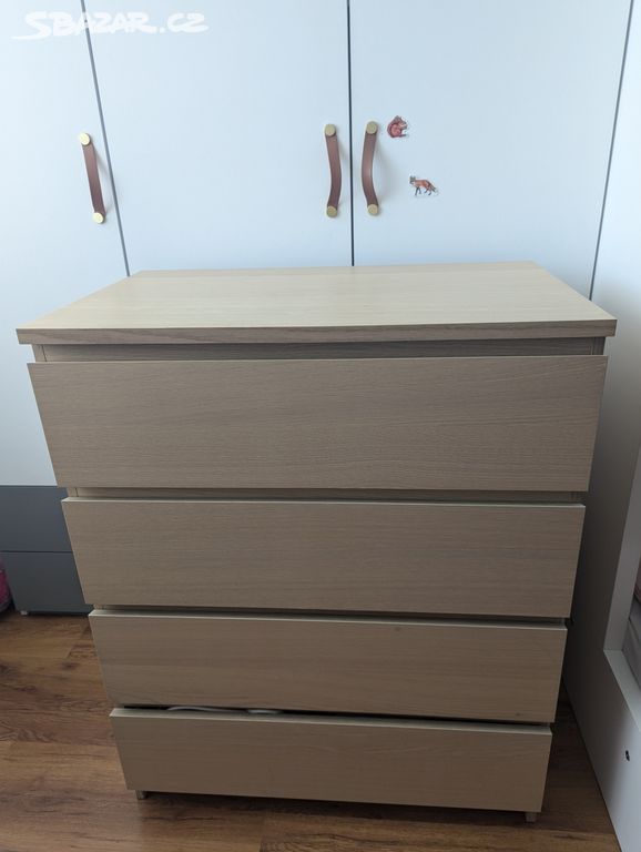 Komoda IKEA MALM