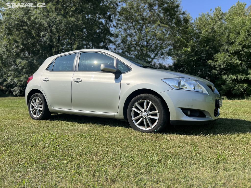 Toyota Auris, 1.6 benzin, 91kW, r.v. 2008