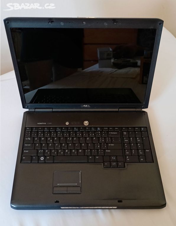 Notebook DELL Vostro 1700 na náhradní díly