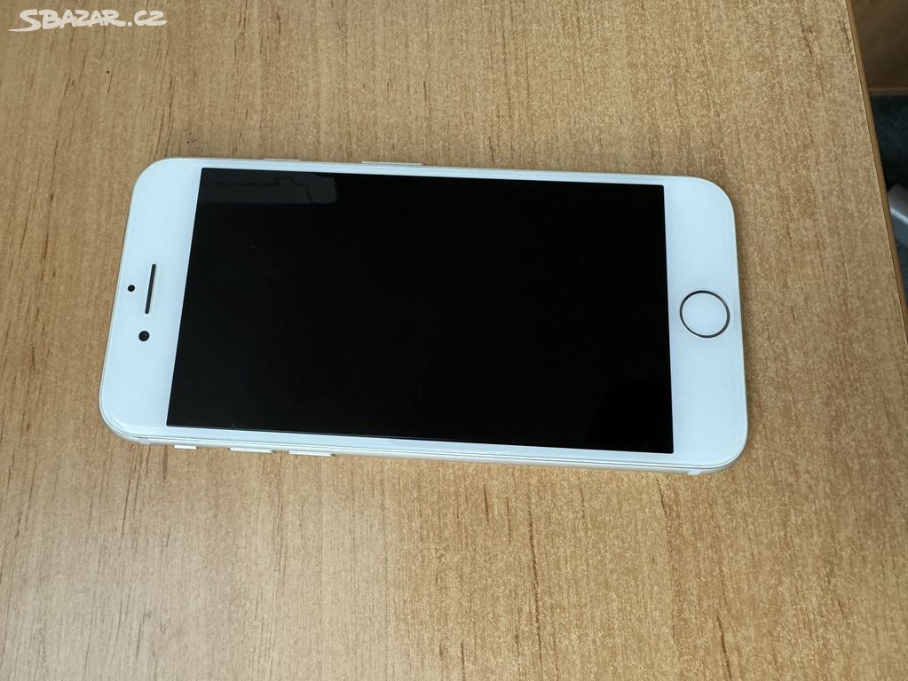 iPhone 7 32GB silver, výborný stav