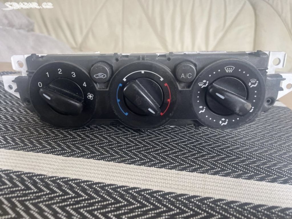 Panel klimatizace Ford C-Max