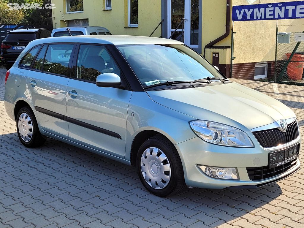 Škoda Fabia (2010) 1,2 TSi ELEGANCE, SERV.KNÍŽKA