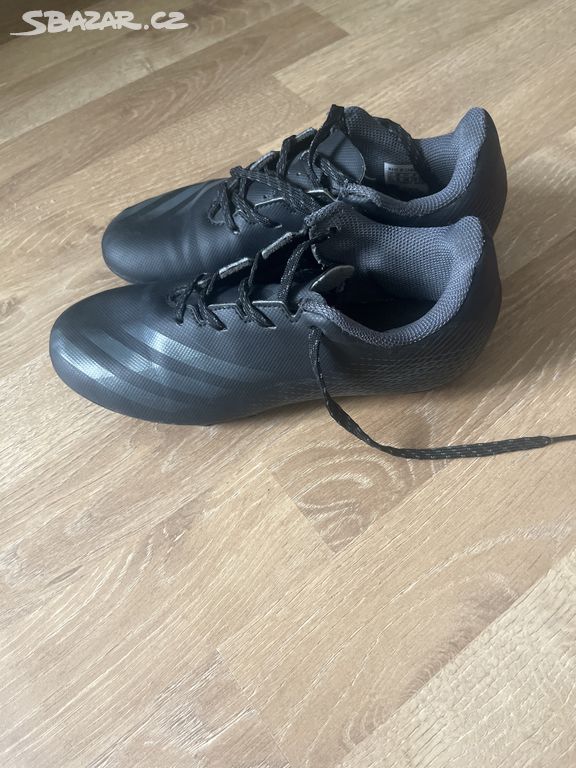 Kopačky adidas vel.34 jako nove