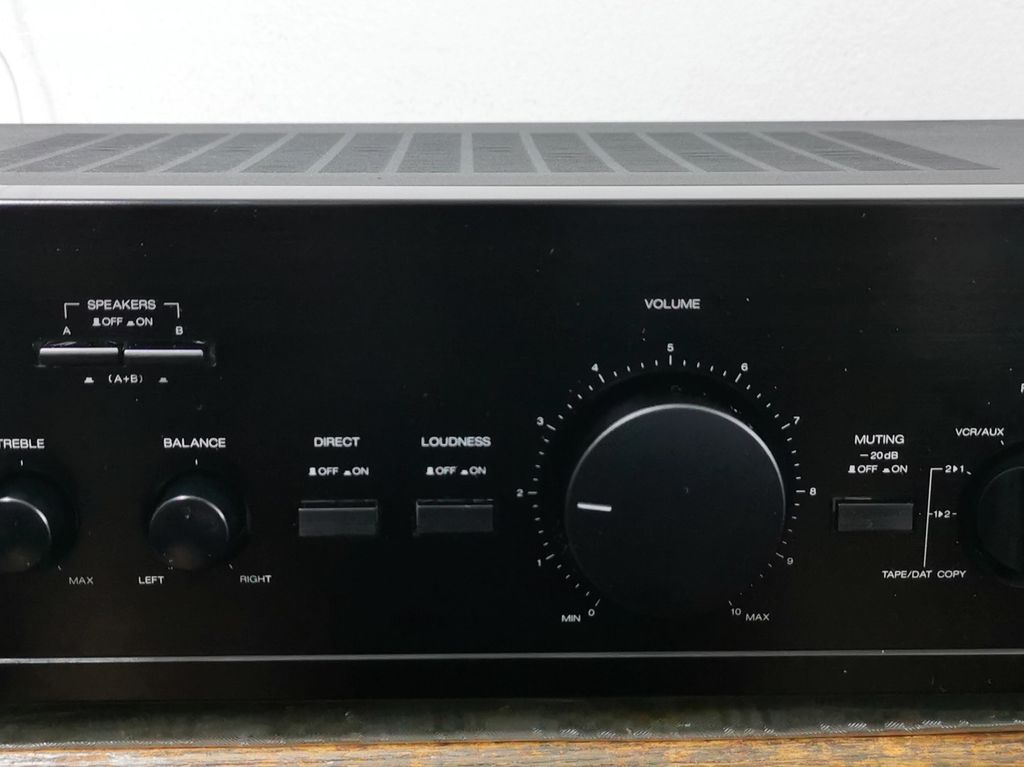 Aiwa XA 008 ( 2 x 72W)