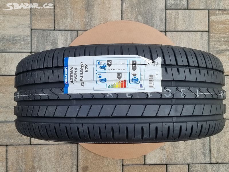 nové 4ks letních pneu FALKEN Azenis 225/30 R20