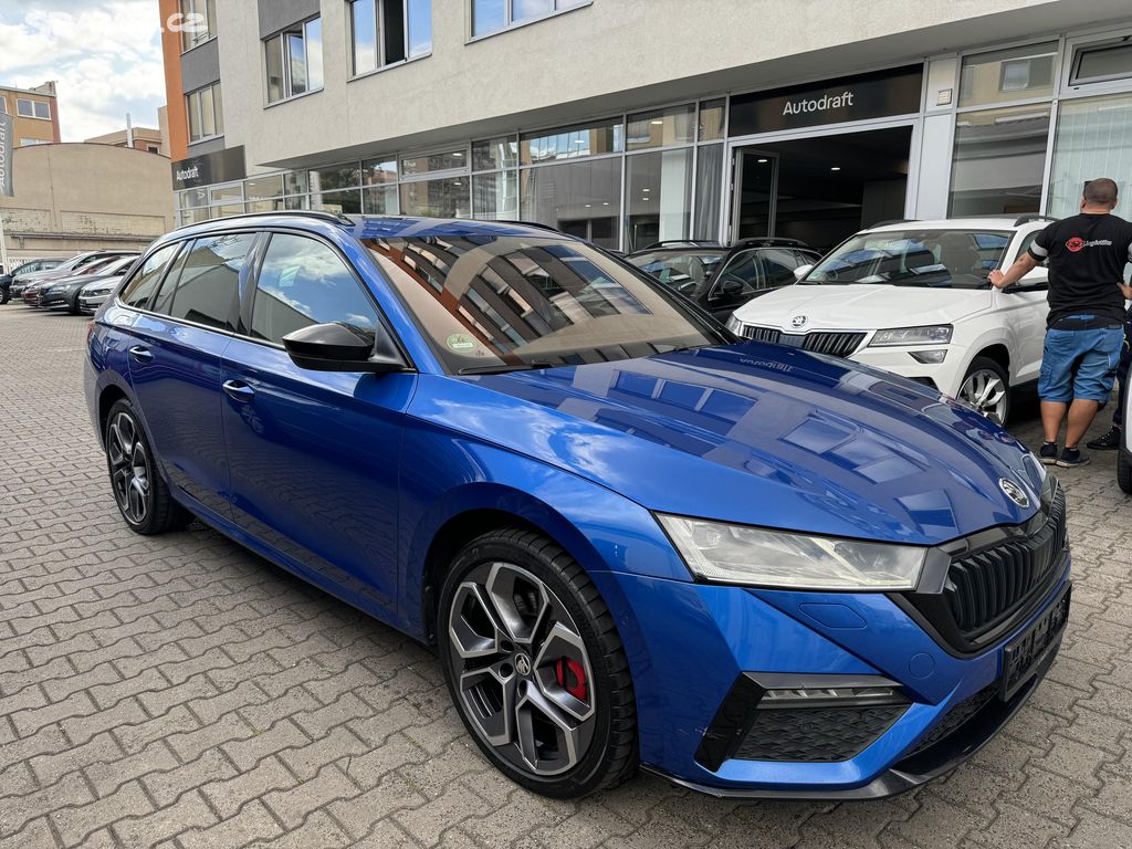 Škoda Octavia 4 iV RS 1.4 TSI 180kW DSG Panorama