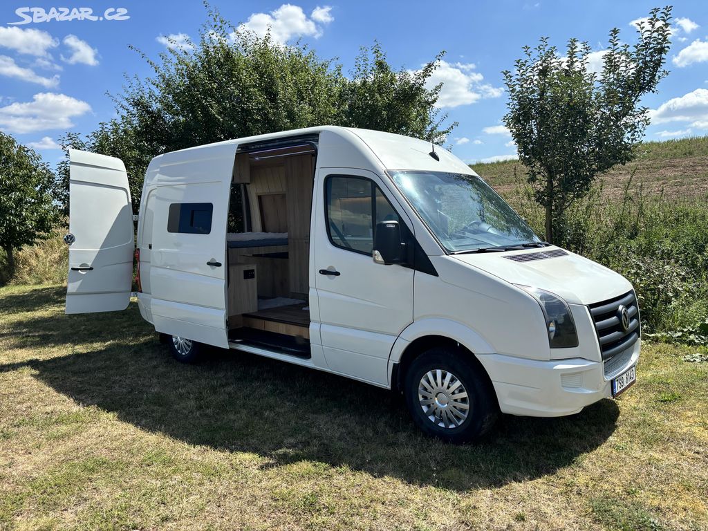 VW CRAFTER OBYTNÝ SPECIÁL