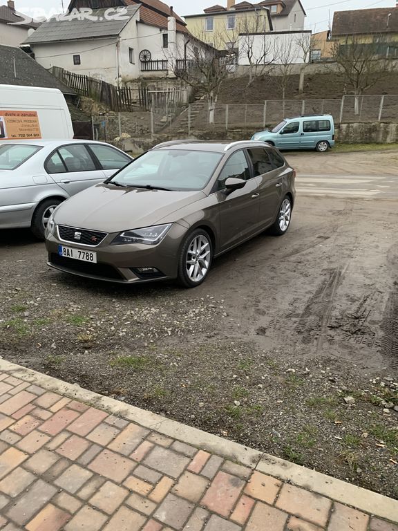 Seat Leon 2015 1.6 TDI FULL LED 81kw 6q top stav