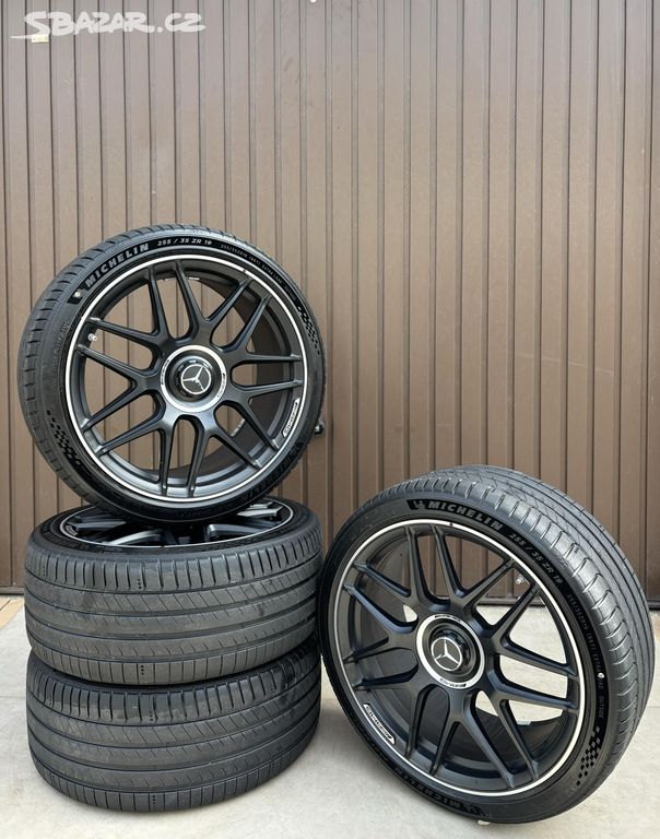 AMG CLA45s CLA45 Mercedes R19 AMG Alu kola 5x112