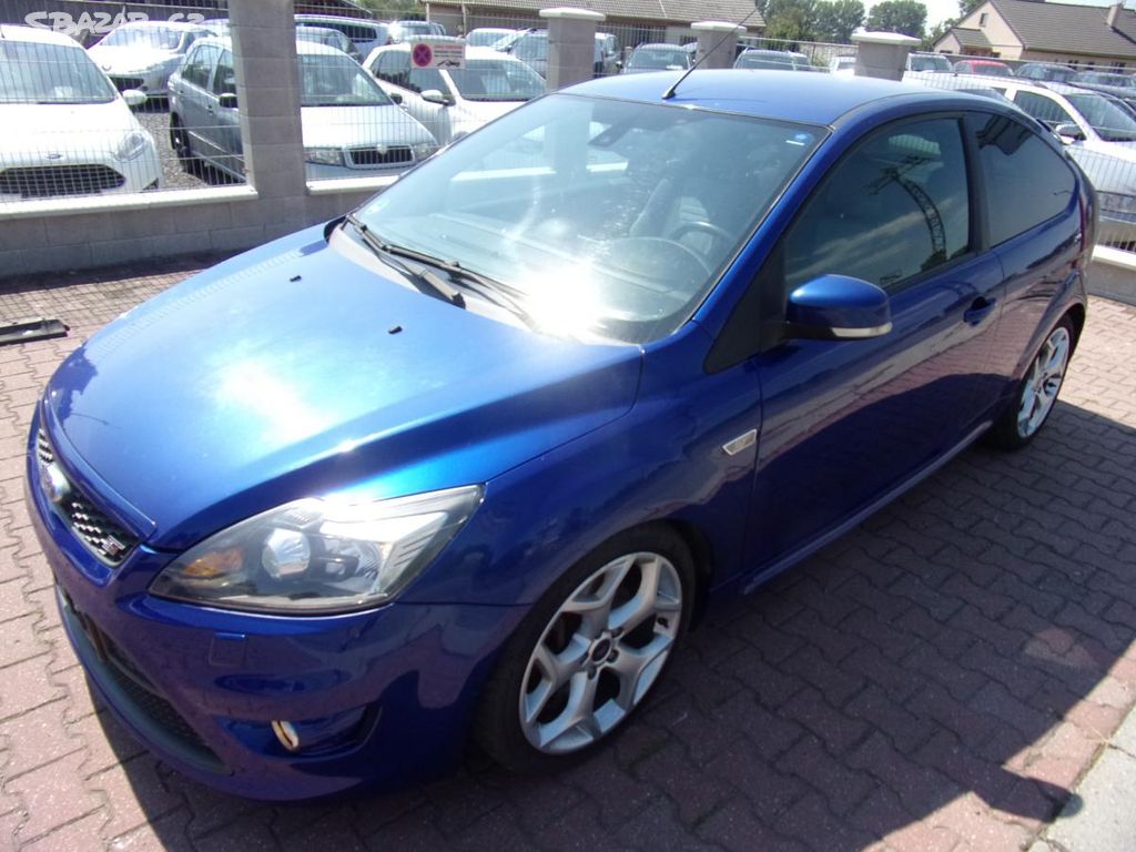 Ford Focus, ST 2,5 166 kW RECARO