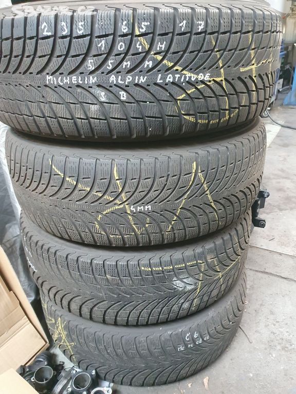 235 65 17 zimní pneu 5.5mm 104h michelin latitude