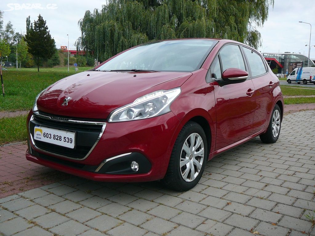 Peugeot 208, 1.2i Active 1MAJ ČR 58000KM