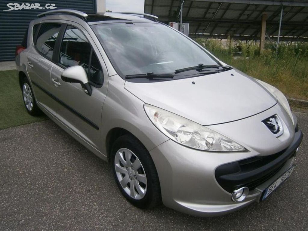 Peugeot 207 1.4i 70kw,CZ,2.maj. benzín manuální