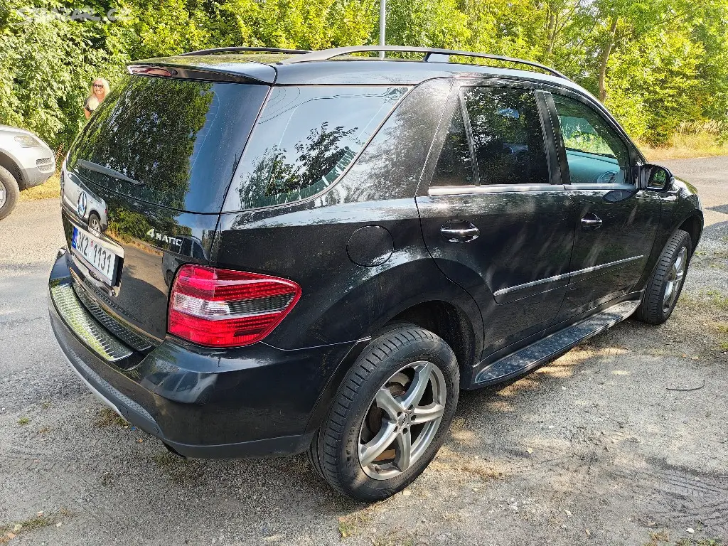 Mercedes Benz ML W164 - fotka 4