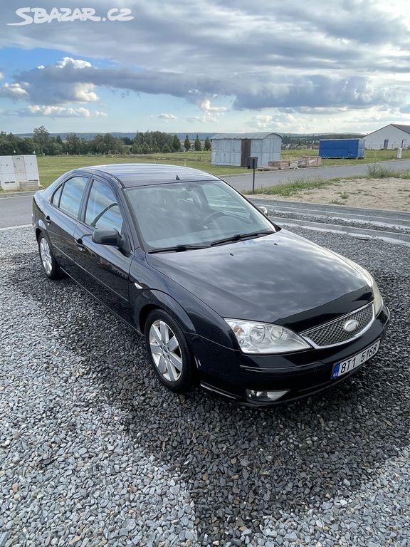 Ford Mondeo Mk3 liftback