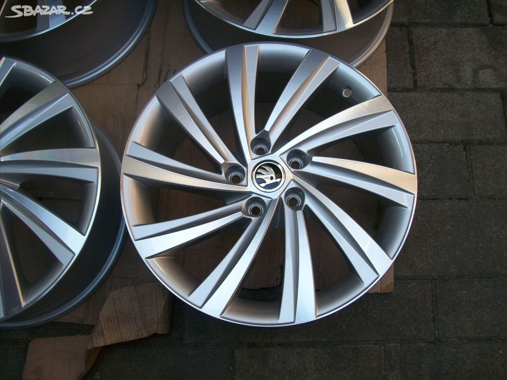 alu disky 18" Škoda Octavia IV Perseus novéééé