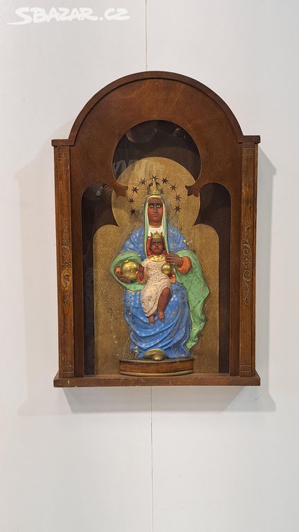 Starožitný dřevěný oltář s Madonou a dítětem 8004