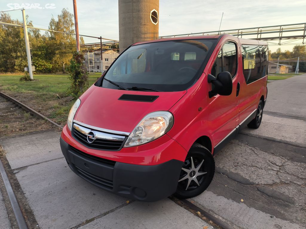 Opel Vivaro L1H1,2.5CDTI 107KW,manuál,klima,SERVIS