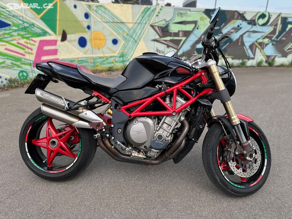 MV Agusta Brutale 910S