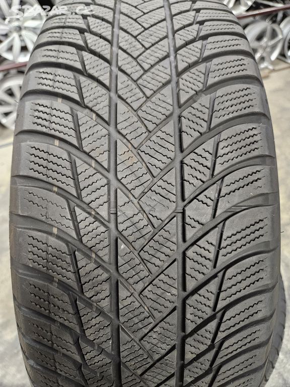 225/60 R17 99H Bridgestone Blizzak LM001 5mm