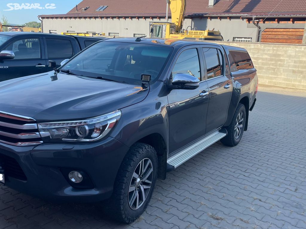 Toyota Hilux 2.4 D-4D, 2017, automat