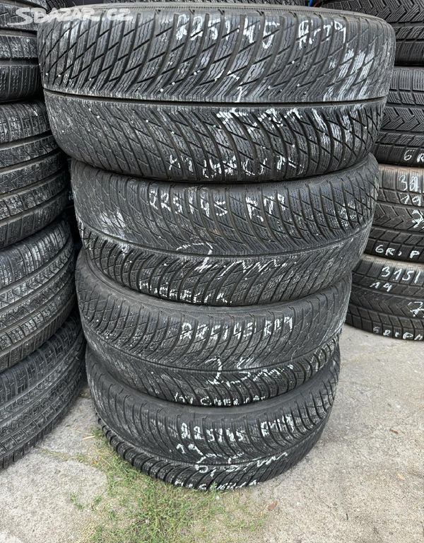 225/45 r19 Michelin.