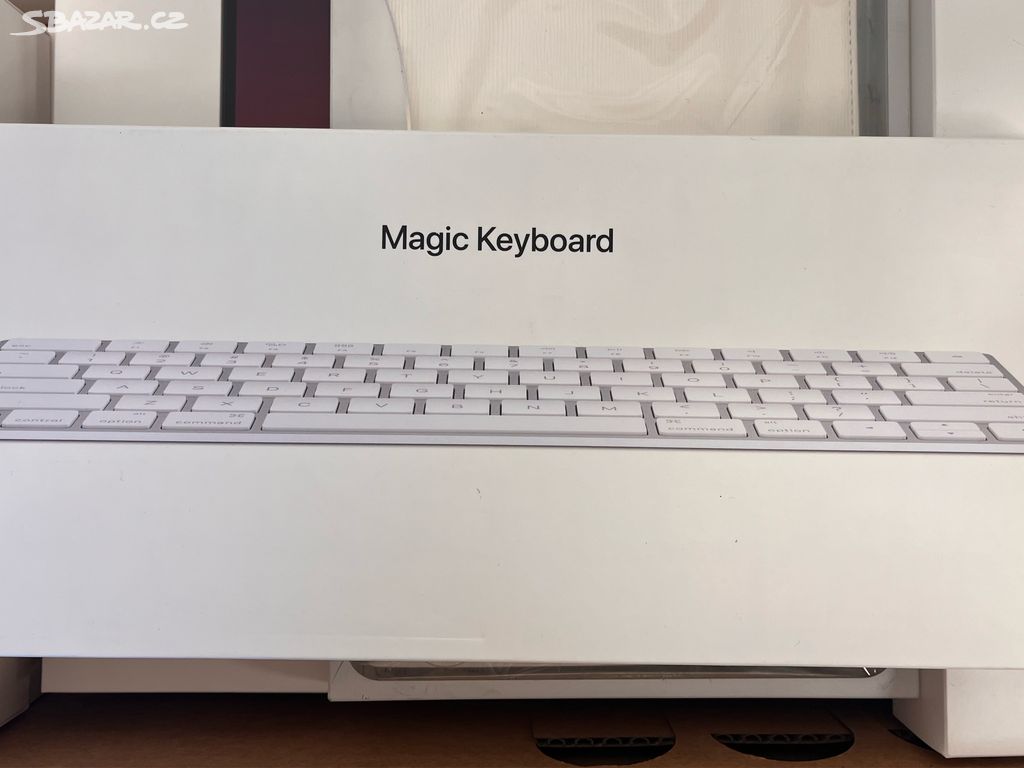 Apple Magic Keyboard bezdrátová klávesnice