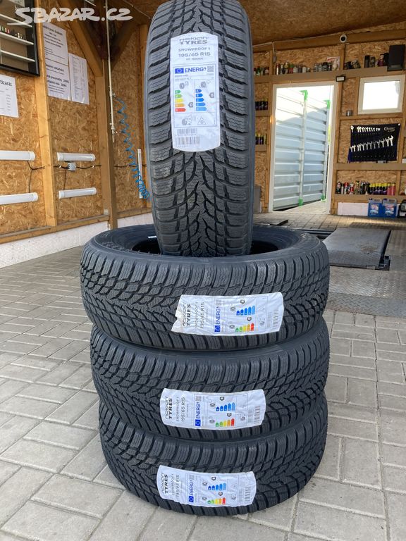 Nové zimní pneu 195/65 R15 Nokian