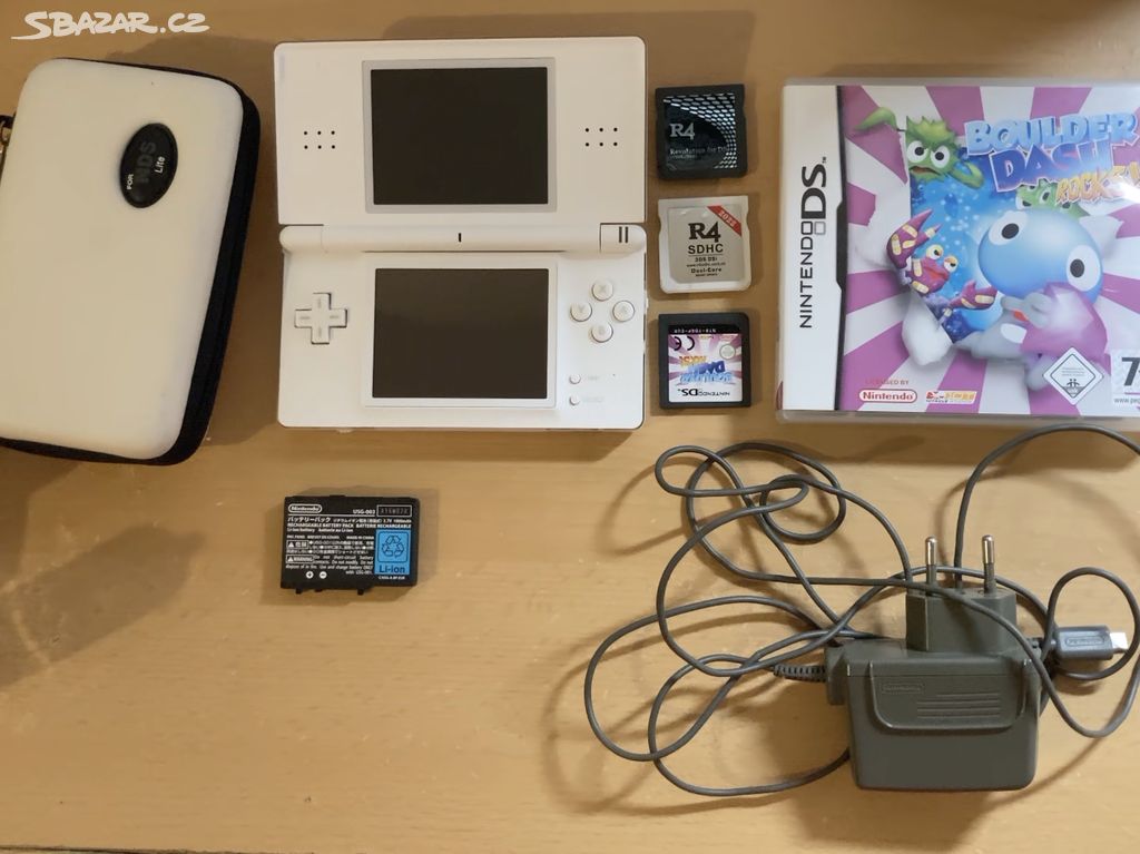 Nintendo DS Lite