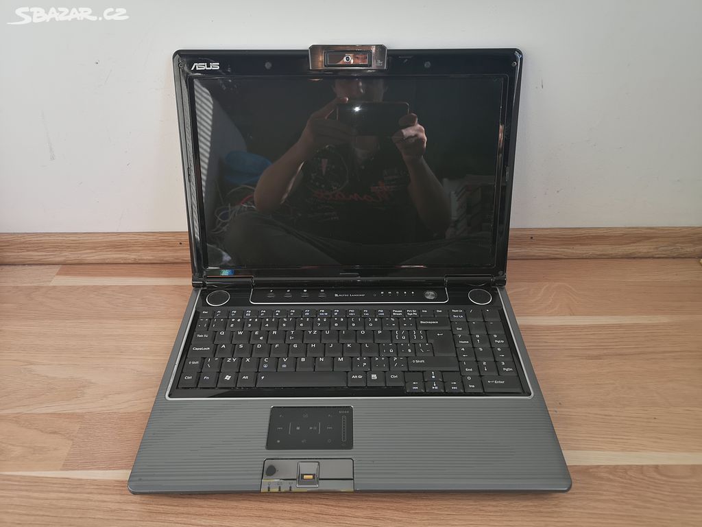 Notebook Asus M50S - špatné podsvícení