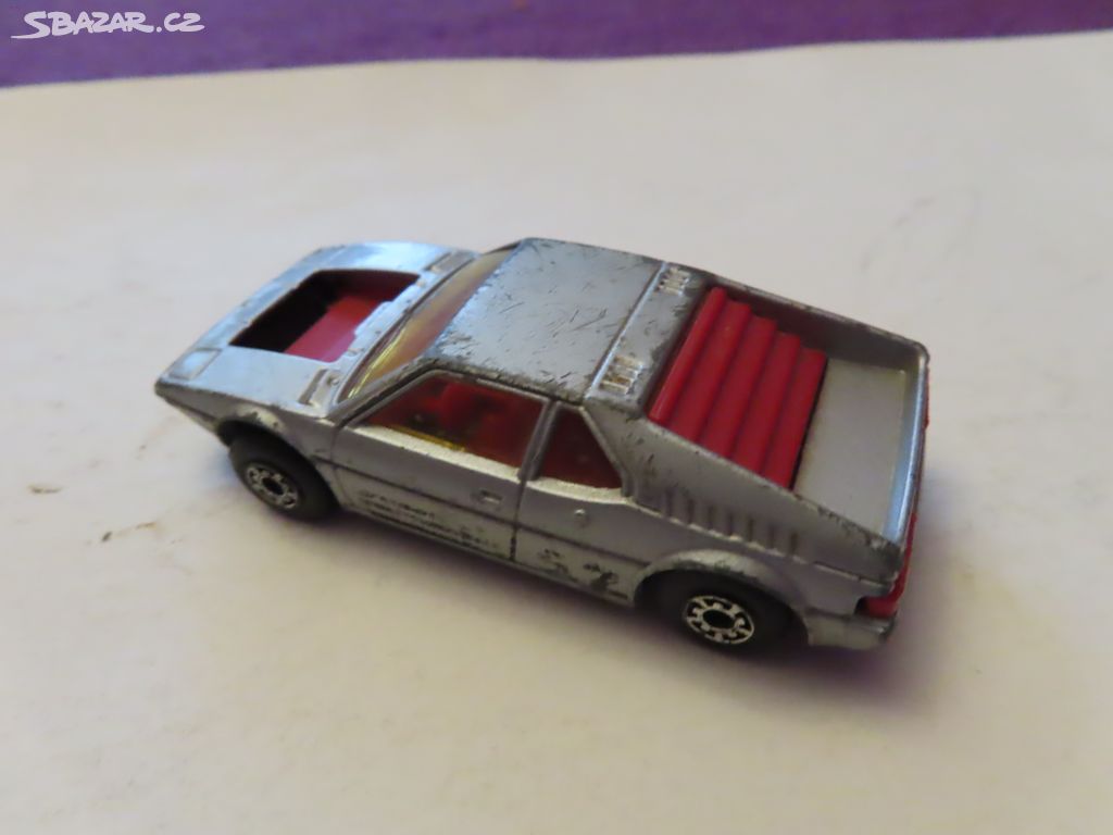 Angličák - Matchbox - BMW M1?