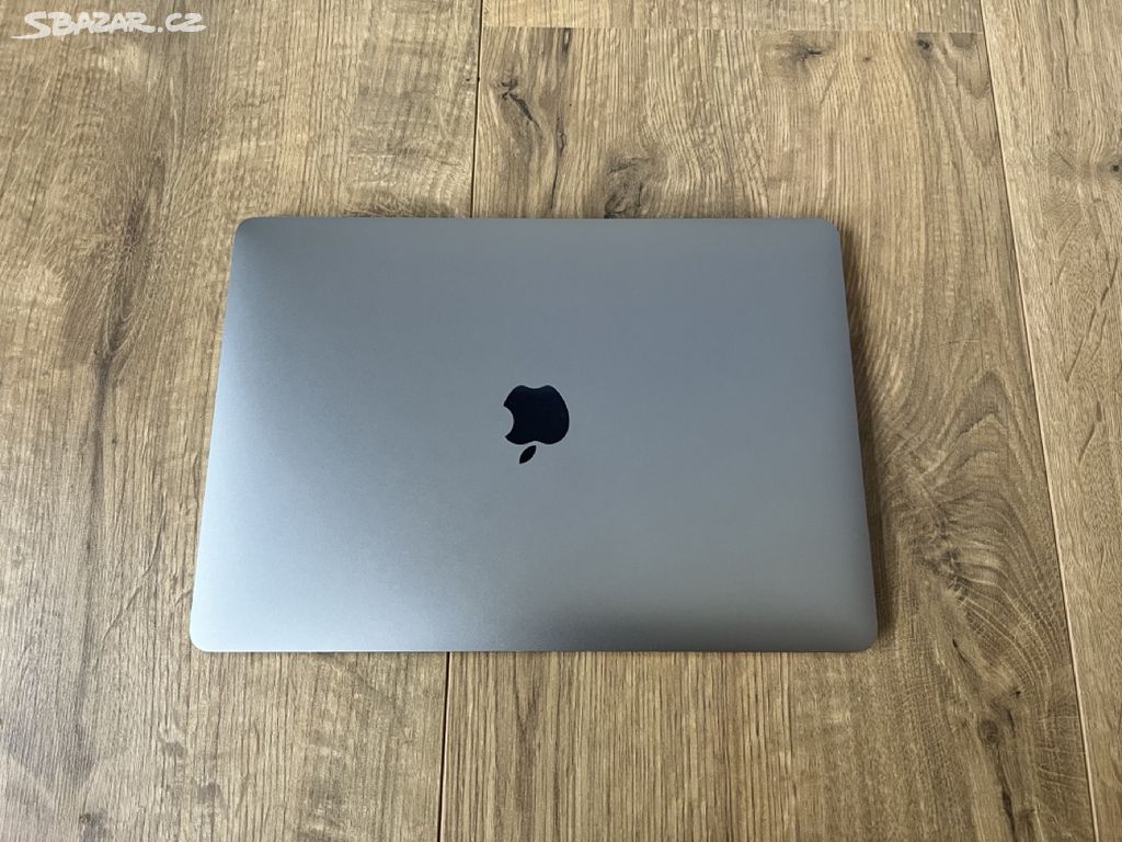 Macbook Pro 13.3 2017, Core i5 2.3, 16GB