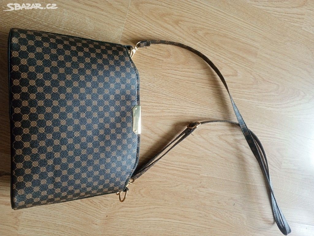 Crossbody kabelka