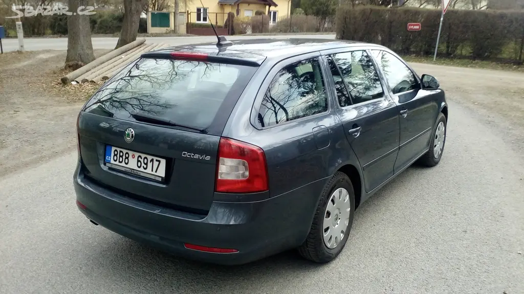 Škoda Octavia combi 1.9 TDI 77kw rv 11/2010-TOP - fotka 5