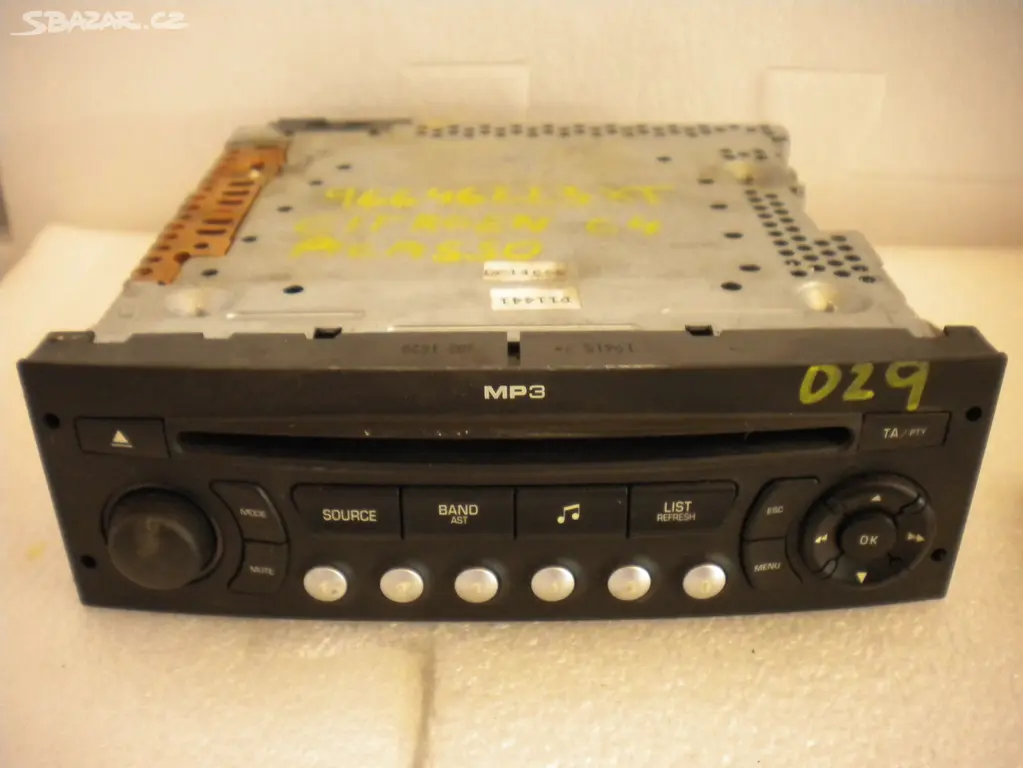Náhled: AUTORADIO CD CITROEN C4 PICASSO 96646223XT