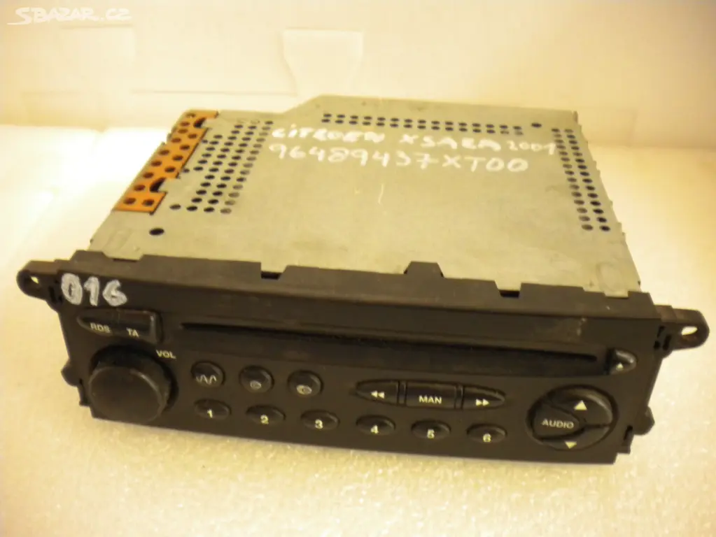 Náhled: AUTORADIO CD CITROEN XSARA 96489437XT00