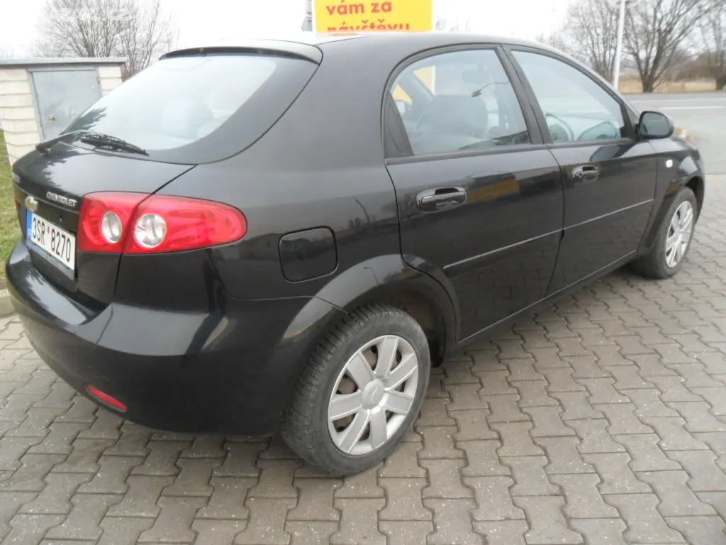Chevrolet Lacetti 1.6i/80lW, 2006, 117.000 km. - fotka 4
