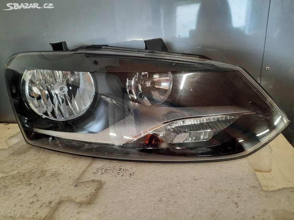 PŘEDNÍ SVĚTLOMET VW POLO 5 6R1941008F Kolín Sbazar.cz